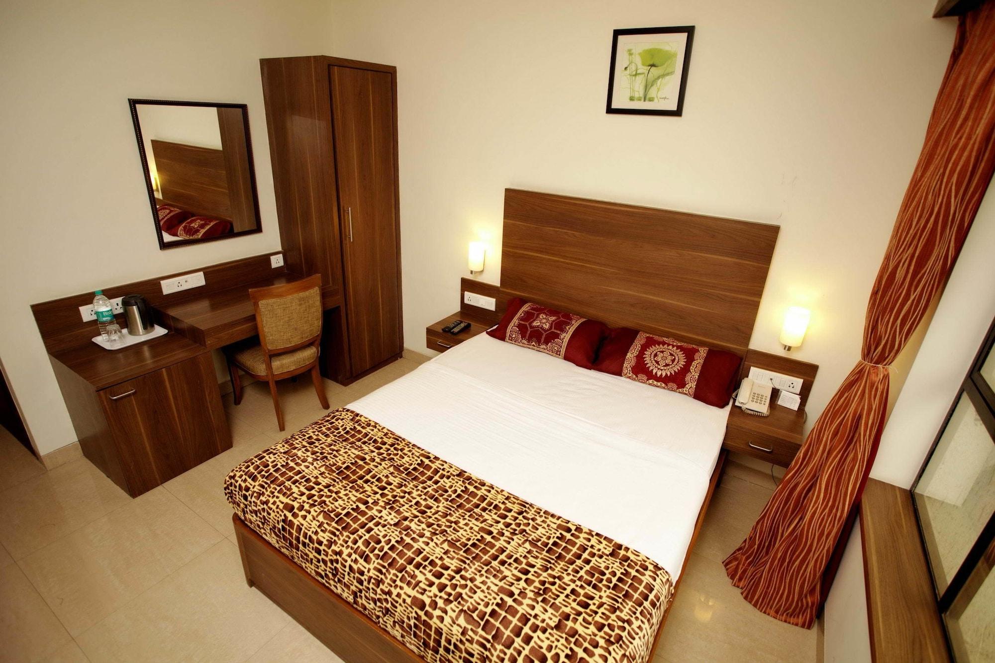 The Caliph Hotel, Mumbai Near Powai Lake Exterior photo