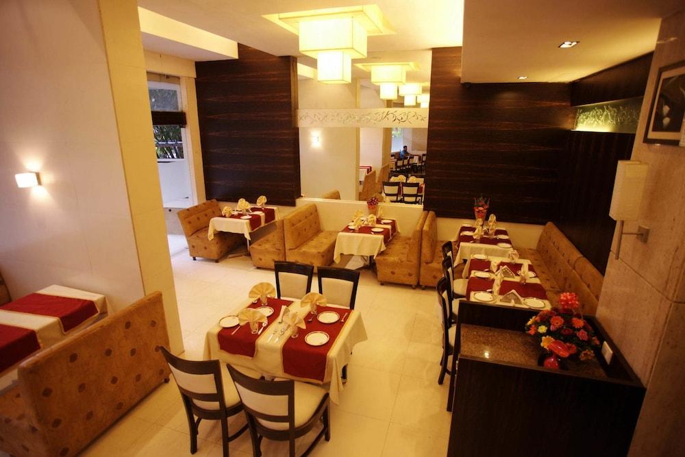 The Caliph Hotel, Mumbai Near Powai Lake Exterior photo